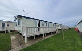 S313 3 Bed Caravan Golden Palm